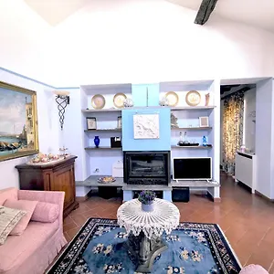 Wonderful Penthouse In The Heart Of Appartamento Milano
